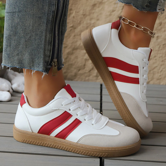 Comfortable Trainers for Women with Contrast Side Stripe Gum Sole Lace Up Retro Sneaker Style